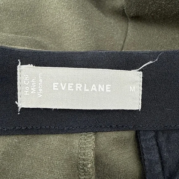 Everlane The Dream Pant Medium Dark Green Kalamata Pintuck Tapered Pull On Knit - Picture 7 of 10